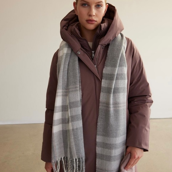 Dusty Rose Jacket - Picture 4 of 4